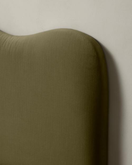 Rosamund Slipcover Bed - Gallery Image #7